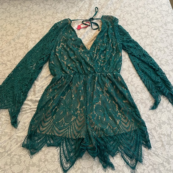 Xhilration Romper - Picture 1 of 3